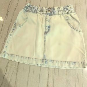 denim skirt